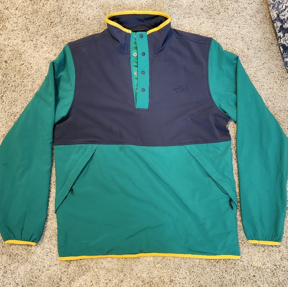 North Face Mountain Jacket - Picture 2 of 5